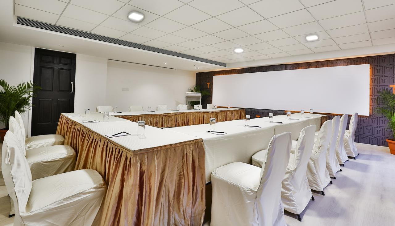 T24 Residency Mumbai International Airport Hotel Buitenkant foto